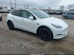 5YJYGDEE7MF141178 2021 TESLA MODEL Y
