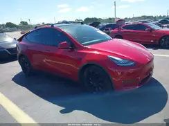 5YJYGDEE7MF141276 2021 TESLA MODEL Y