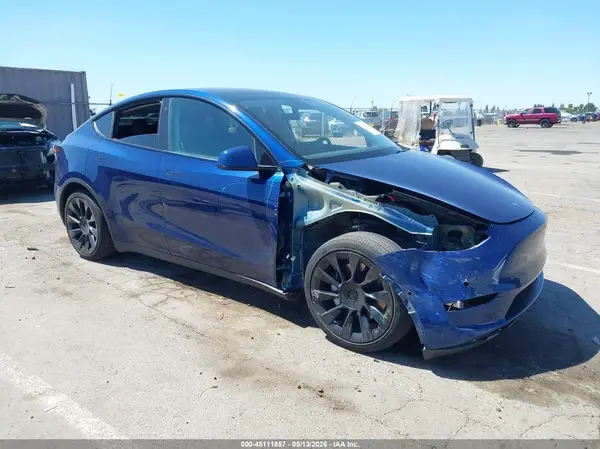 5YJYGDEE7MF142847 2021 TESLA MODEL Y - Image 1