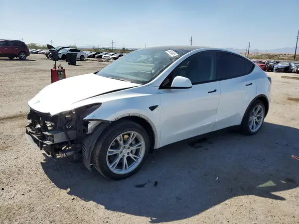5YJYGDEE7MF160183 2021 TESLA MODEL Y - Image 1