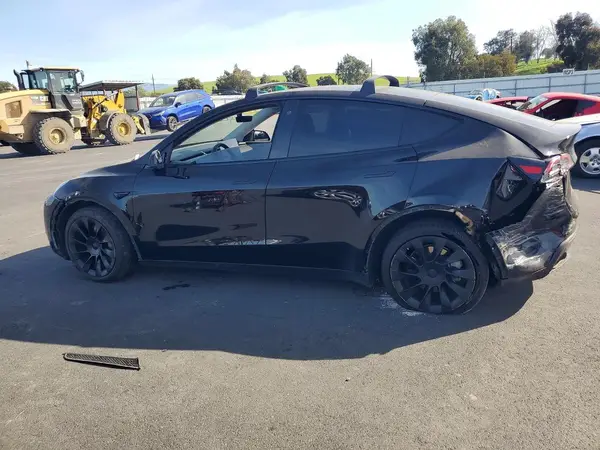 5YJYGDEE7MF160927 2021 TESLA MODEL Y - Image 2