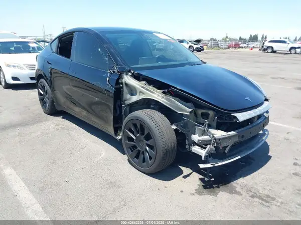 5YJYGDEE7MF173144 2021 TESLA MODEL Y - Image 1