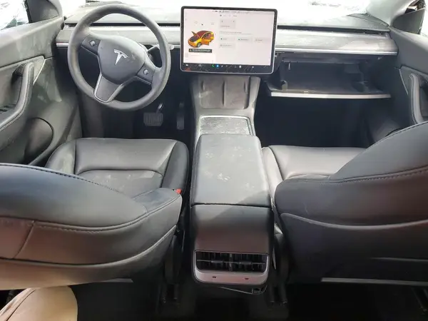 5YJYGDEE7MF187898 2021 TESLA MODEL Y - Image 8