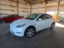 5YJYGDEE7MF188212 2021 TESLA MODEL Y