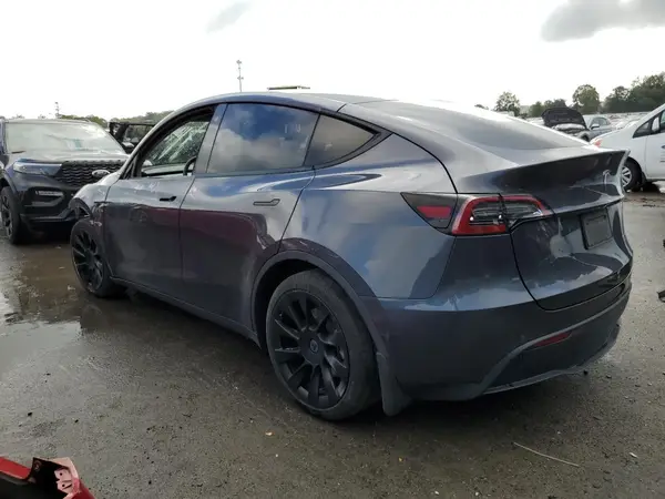 5YJYGDEE7MF190557 2021 TESLA MODEL Y - Image 2