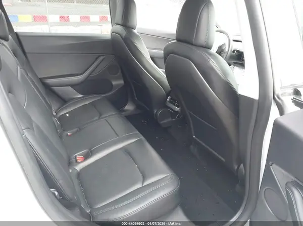 5YJYGDEE7MF199436 2021 TESLA MODEL Y - Image 8
