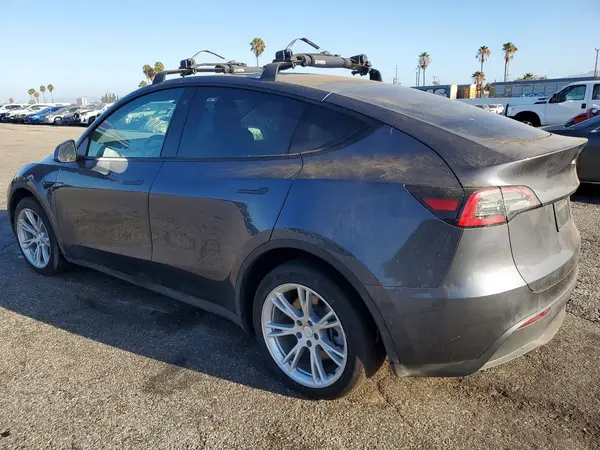 5YJYGDEE7MF201122 2021 TESLA MODEL Y - Image 2