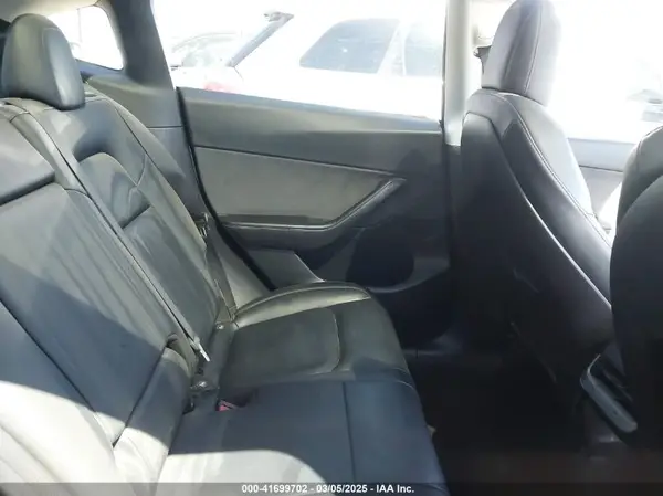 5YJYGDEE7MF204764 2021 TESLA MODEL Y - Image 8