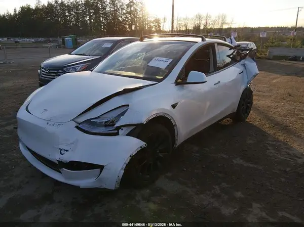 5YJYGDEE7MF207129 2021 TESLA MODEL Y - Image 2