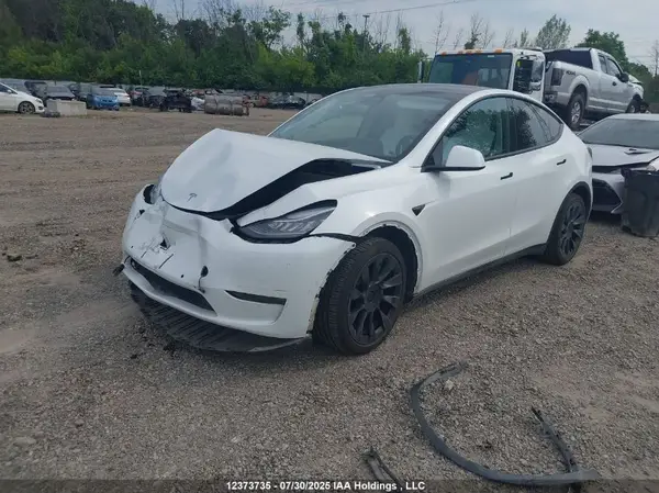 5YJYGDEE7MF210256 2021 TESLA MODEL Y - Image 2