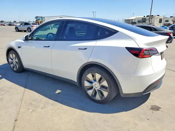 5YJYGDEE7MF211004 2021 TESLA MODEL Y - Image 2