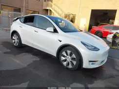 5YJYGDEE7MF231852 2021 TESLA MODEL Y