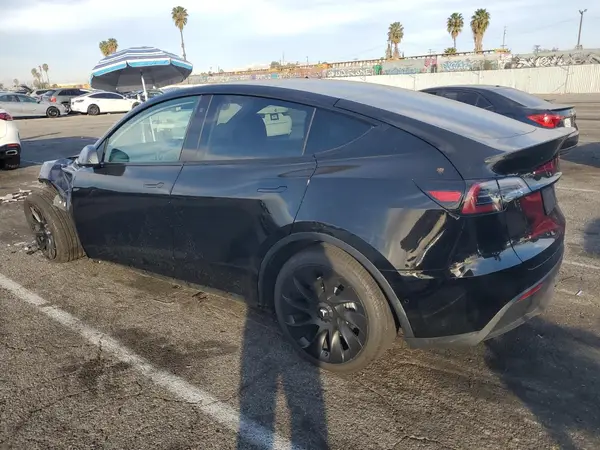 5YJYGDEE7MF233116 2021 TESLA MODEL Y - Image 2