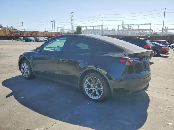5YJYGDEE7MF233133 2021 TESLA MODEL Y - Image 2