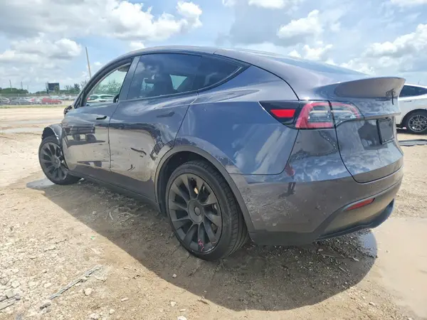 5YJYGDEE7MF260624 2021 TESLA MODEL Y - Image 2