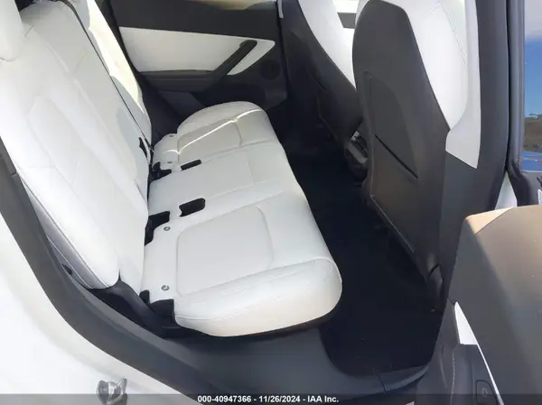 5YJYGDEE7MF262440 2021 TESLA MODEL Y - Image 8
