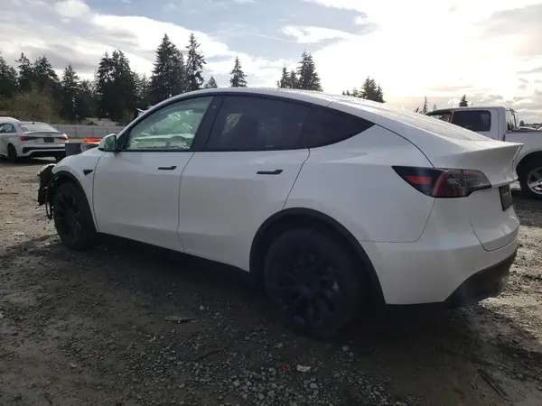 5YJYGDEE7MF269985 2021 TESLA MODEL Y - Image 2