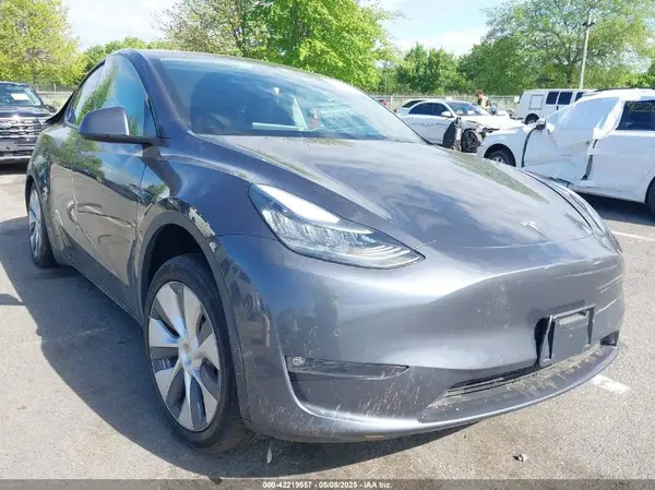 5YJYGDEE7MF278685 2021 TESLA MODEL Y - Image 1