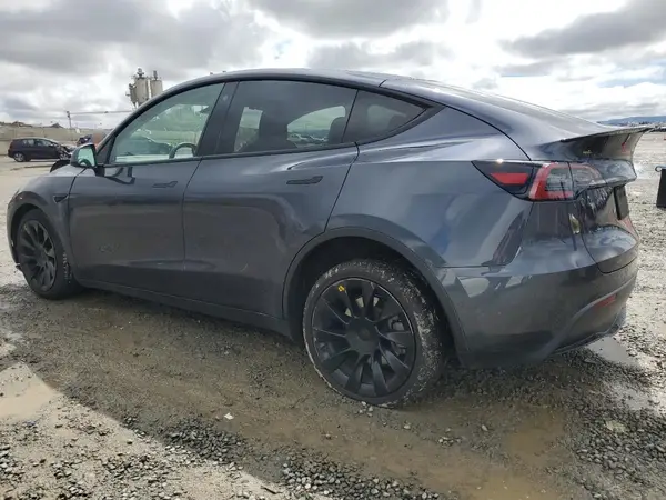 5YJYGDEE7MF283966 2021 TESLA MODEL Y - Image 2