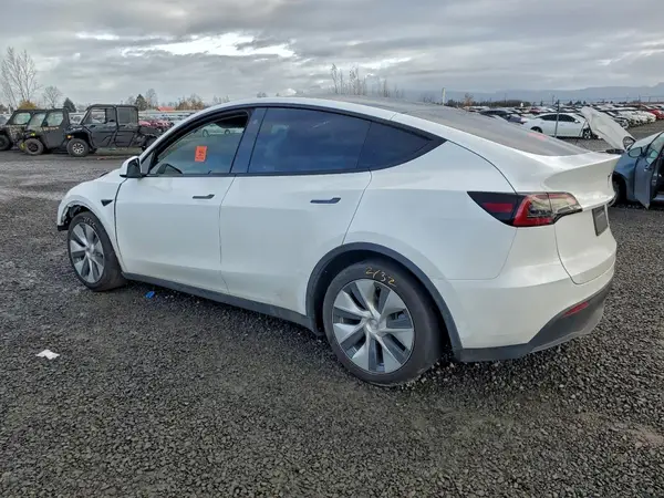 5YJYGDEE7MF297124 2021 TESLA MODEL Y - Image 2