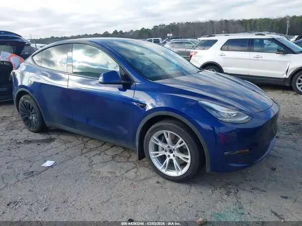 5YJYGDEE7MF305139 2021 TESLA MODEL Y - Image 1