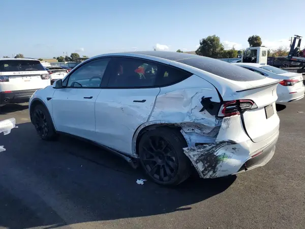 5YJYGDEE8LF021078 2020 TESLA MODEL Y - Image 2