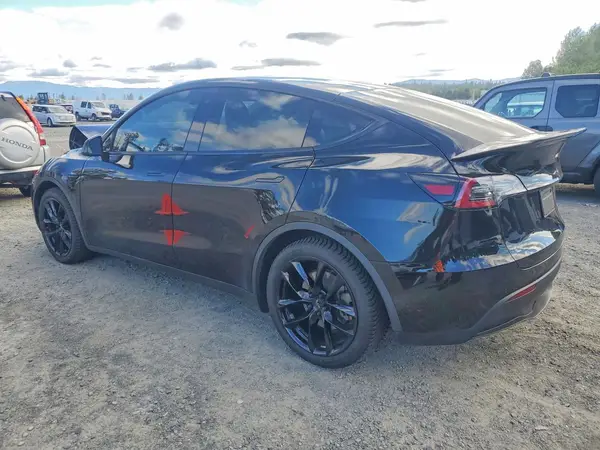 5YJYGDEE8LF025826 2020 TESLA MODEL Y - Image 2