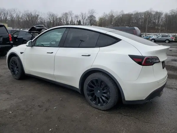 5YJYGDEE8LF026104 2020 TESLA MODEL Y - Image 2