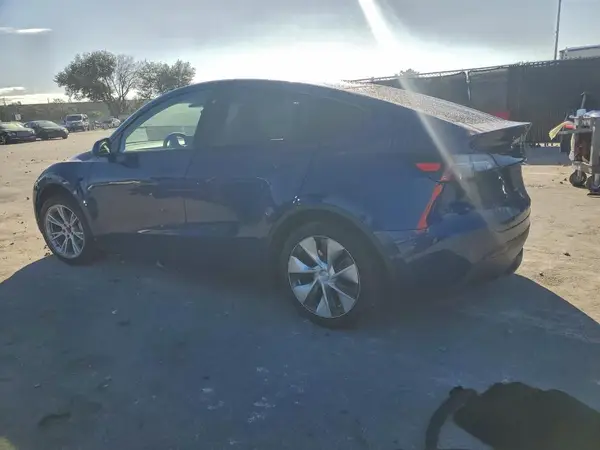 5YJYGDEE8LF031755 2020 TESLA MODEL Y - Image 2