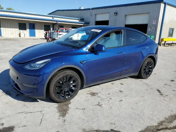 5YJYGDEE8LF034719 2020 TESLA MODEL Y - Image 1