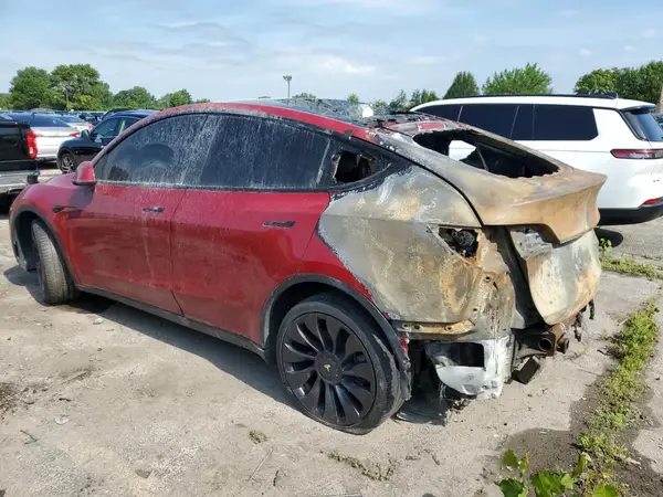 5YJYGDEE8LF037779 2020 TESLA MODEL Y - Image 2