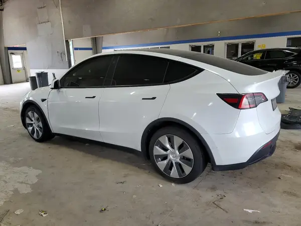5YJYGDEE8LF048300 2020 TESLA MODEL Y - Image 2