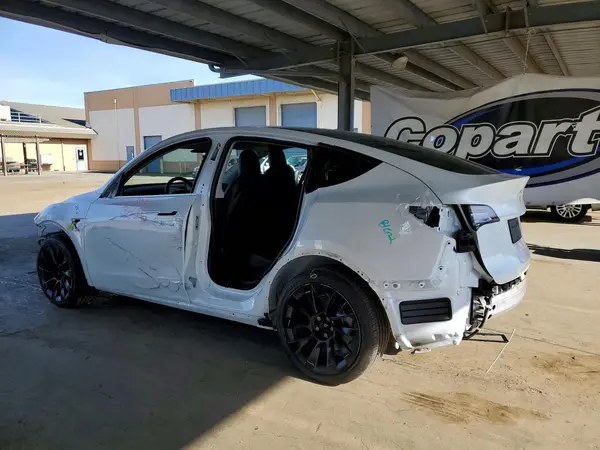 5YJYGDEE8LF056638 2020 TESLA MODEL Y - Image 2
