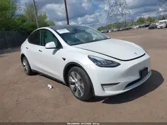 5YJYGDEE8MF060819 2021 TESLA MODEL Y