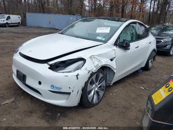 5YJYGDEE8MF069391 2021 TESLA MODEL Y - Image 2