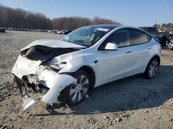 5YJYGDEE8MF070038 2021 TESLA MODEL Y - Image 1