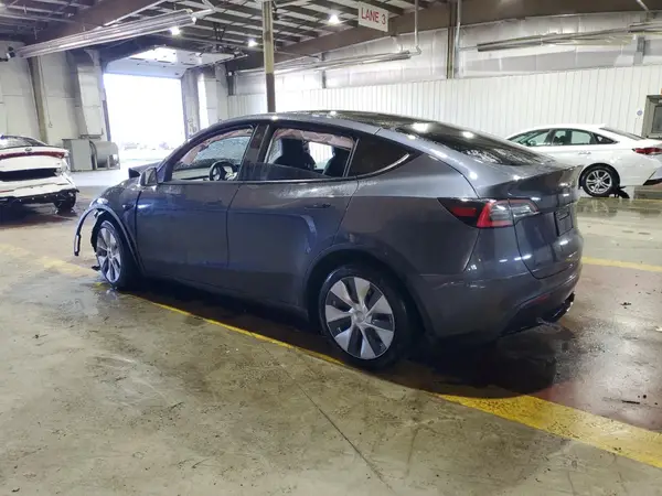 5YJYGDEE8MF074476 2021 TESLA MODEL Y - Image 2
