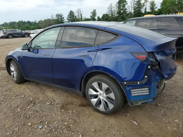 5YJYGDEE8MF074560 2021 TESLA MODEL Y - Image 2