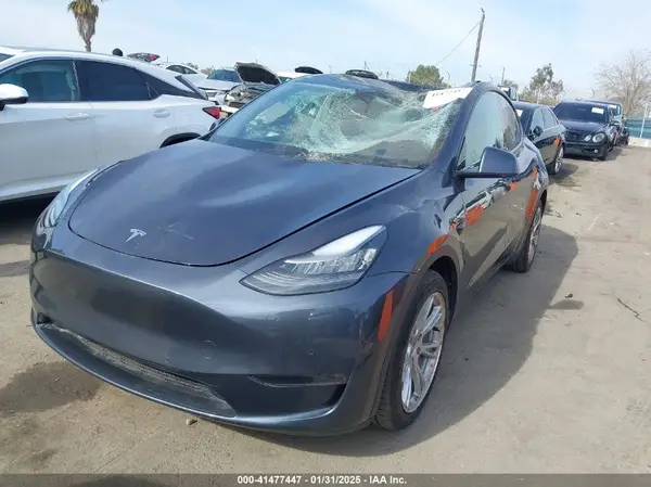 5YJYGDEE8MF074655 2021 TESLA MODEL Y - Image 2