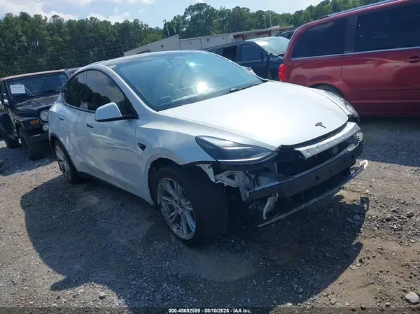 5YJYGDEE8MF074736 2021 TESLA MODEL Y - Image 1