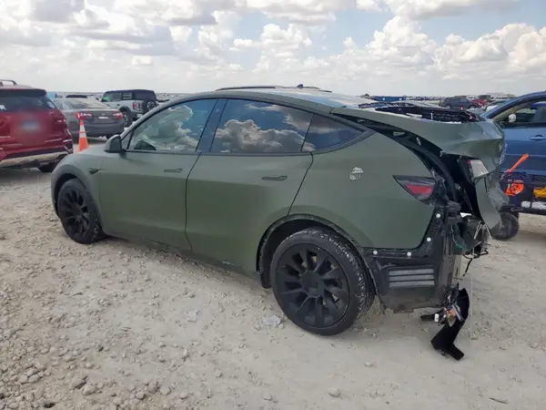 5YJYGDEE8MF077989 2021 TESLA MODEL Y - Image 2