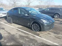5YJYGDEE8MF078740 2021 TESLA MODEL Y