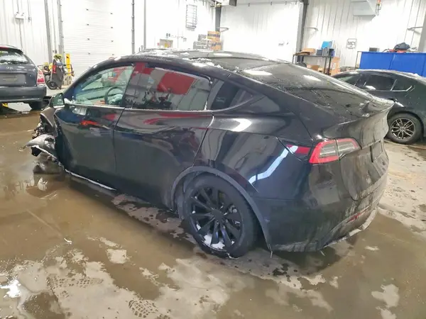 5YJYGDEE8MF079936 2021 TESLA MODEL Y - Image 2