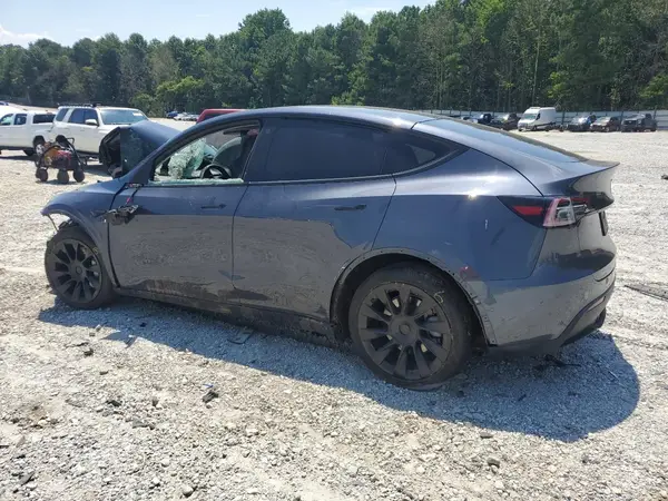 5YJYGDEE8MF084702 2021 TESLA MODEL Y - Image 2