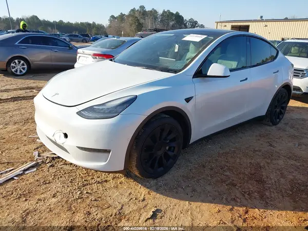 5YJYGDEE8MF089883 2021 TESLA MODEL Y - Image 2