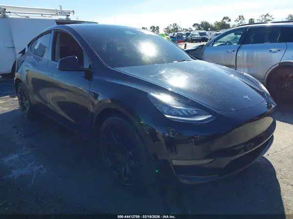 5YJYGDEE8MF091553 2021 TESLA MODEL Y - Image 1