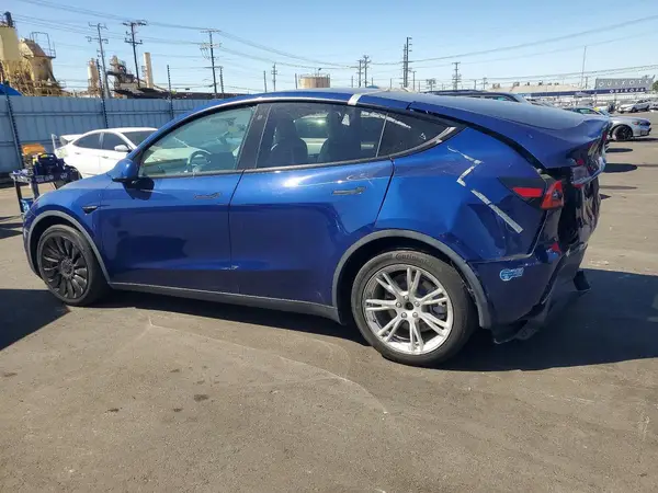 5YJYGDEE8MF091701 2021 TESLA MODEL Y - Image 2