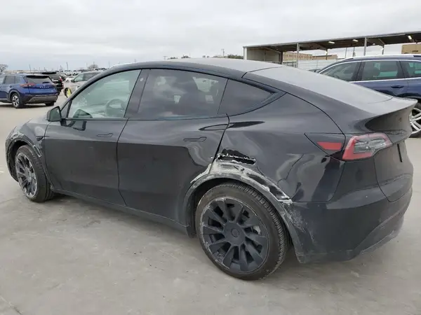 5YJYGDEE8MF091925 2021 TESLA MODEL Y - Image 2