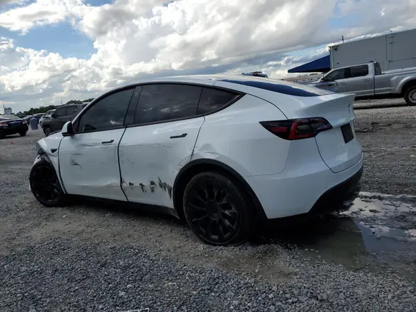 5YJYGDEE8MF092993 2021 TESLA MODEL Y - Image 2