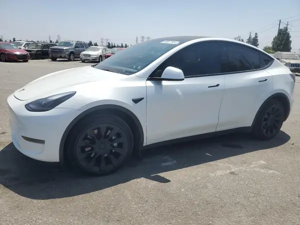 5YJYGDEE8MF095666 2021 TESLA MODEL Y - Image 1